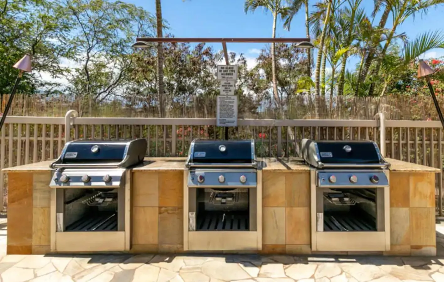 Aparthotel Renovated & Walkable To Beaches, Shops & Dining! Wailea  United States