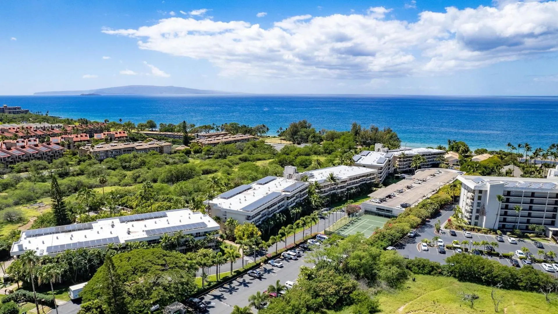 Renovated & Walkable To Beaches, Shops & Dining! Wailea