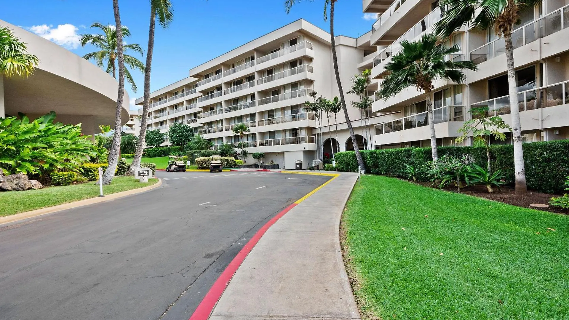 Aparthotel Renovated & Walkable To Beaches, Shops & Dining! Wailea  United States